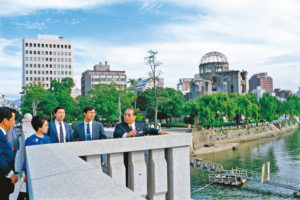 Ikeda Sensei visits Hiroshima Peace Park, Hiroshima, Japan, October 1985. Photo by Seikyo Press.
