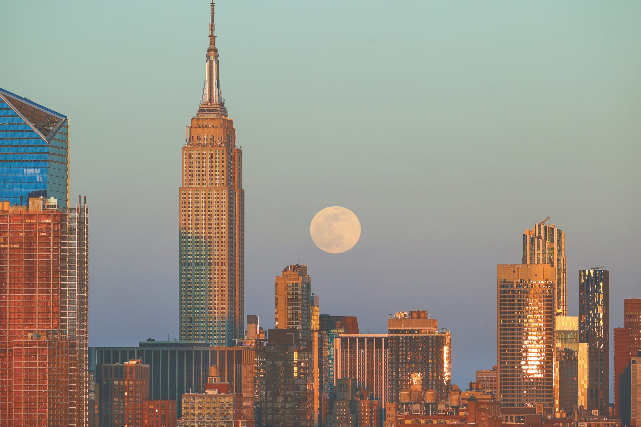 Look Up at the Moon and Keep Your Spirits Bright! - World Tribune