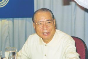 Ikeda Sensei speaks at a dinner commemorating July 3, Day of Mentor and Disciple, Los Angeles, July 1996.