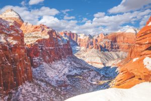 Fresh snowfall from the canyon overlook trail in Zion National Park, Utah